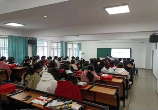 ���ŵ�����Ϸע����38�ʽ�