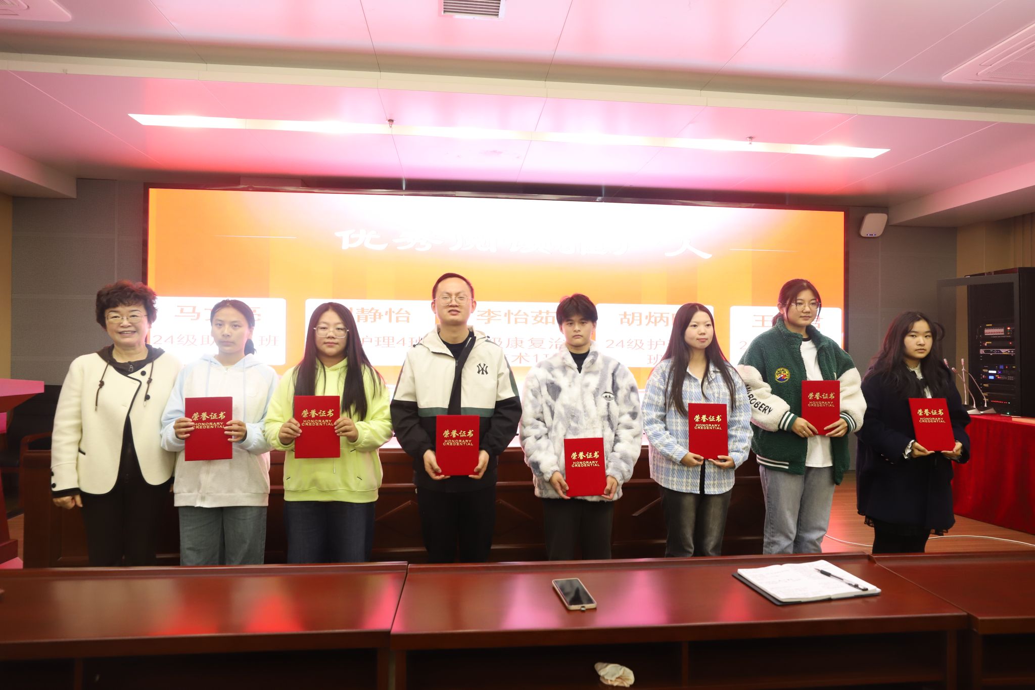 ���ŵ�����Ϸע����38�ʽ�