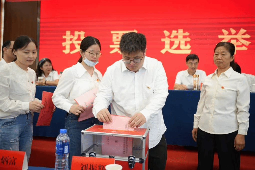 ���ŵ�����Ϸע����38�ʽ�