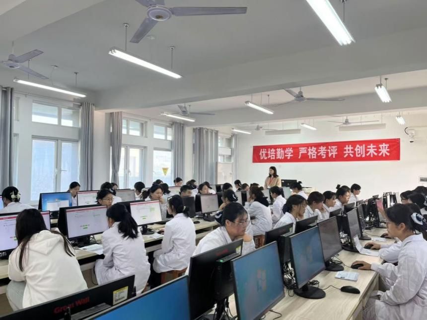 ���ŵ�����Ϸע����38�ʽ�