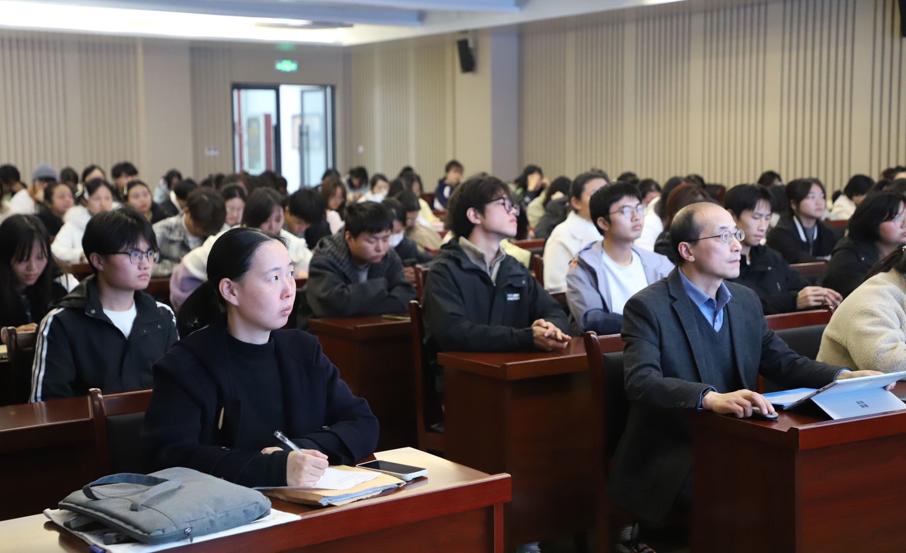 ���ŵ�����Ϸע����38�ʽ�